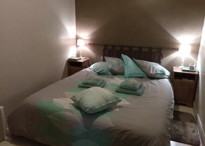 Lougat La Maison Des Chats